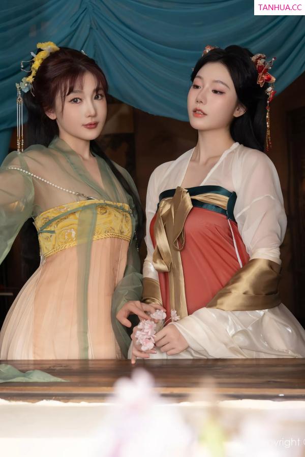   [XiuRen]高清写真图 2025.04.29 No.10223 陆萱萱 性感古装第35张图片